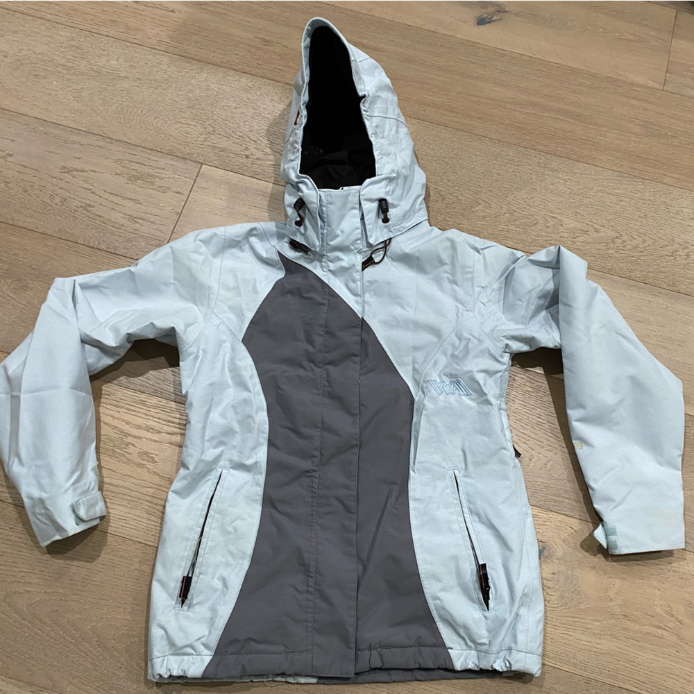 Make offer - Volcom Women’s Size Small Ski Snowboarding jacket - lightly used